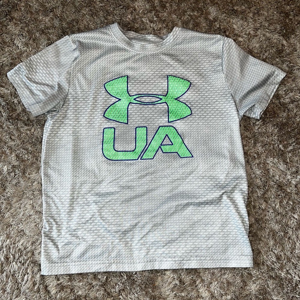 Under armour tee